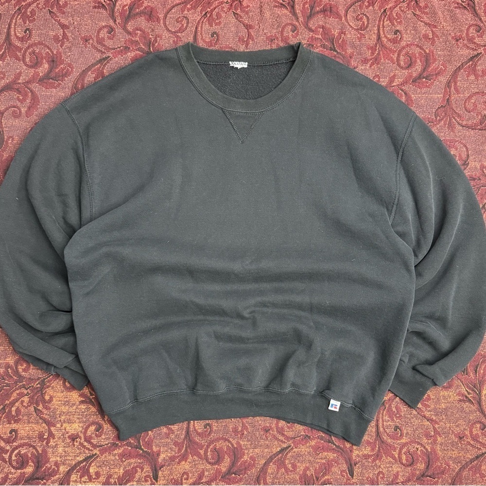 90s Russel Athletic Fabric Tag Black Crewneck